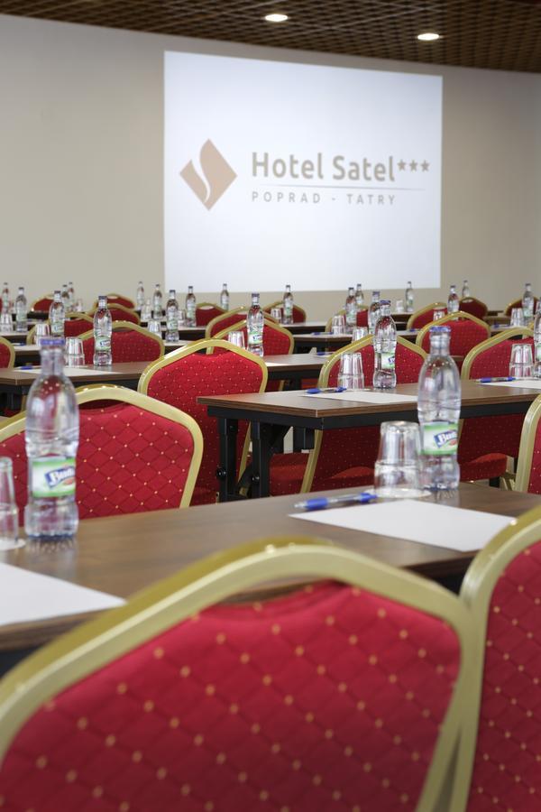 Hotel Satel Попрад Экстерьер фото